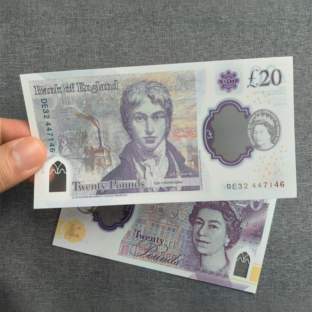 £20 Queen Prop Notes – Realistic Film & Photography Banknotes