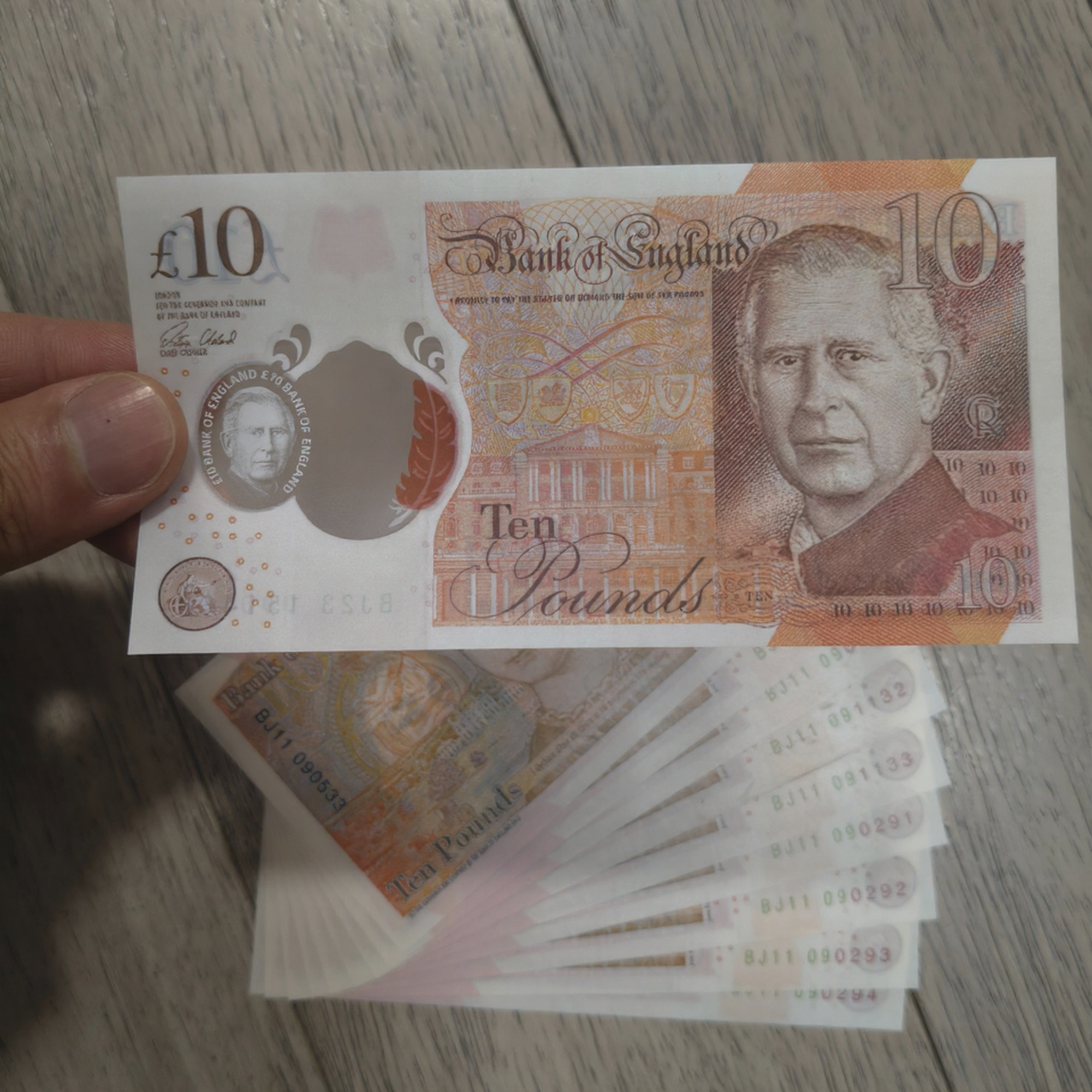 £10 Queen Prop Notes – Realistic Film & Photography Banknotes
